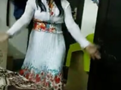 Sexy Ai Nanase Muschi ausgefressen gruppensex im wasser und heißer Blowjob!