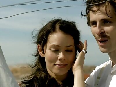 Meine Muschi wurde gruppensexgeschichten gestreichelt