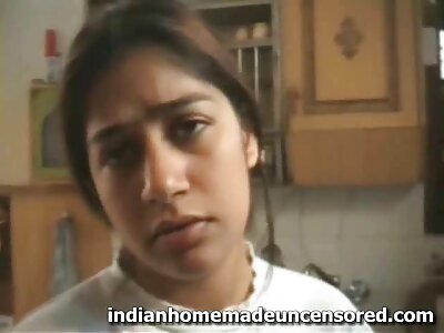 Heiße asiatische Schlampe gruppensex mit dicken titten in Hardcore-Gruppenfick!